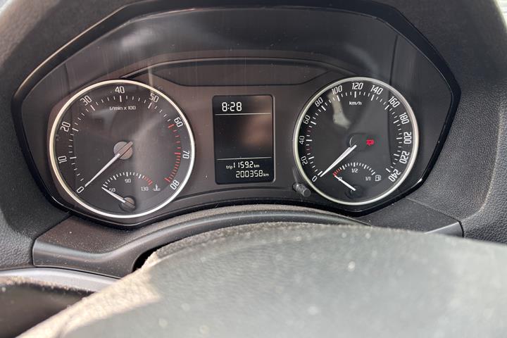 Sort Skoda Octavia fra 2012