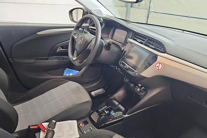 Hvid Opel Corsa-e fra 2023