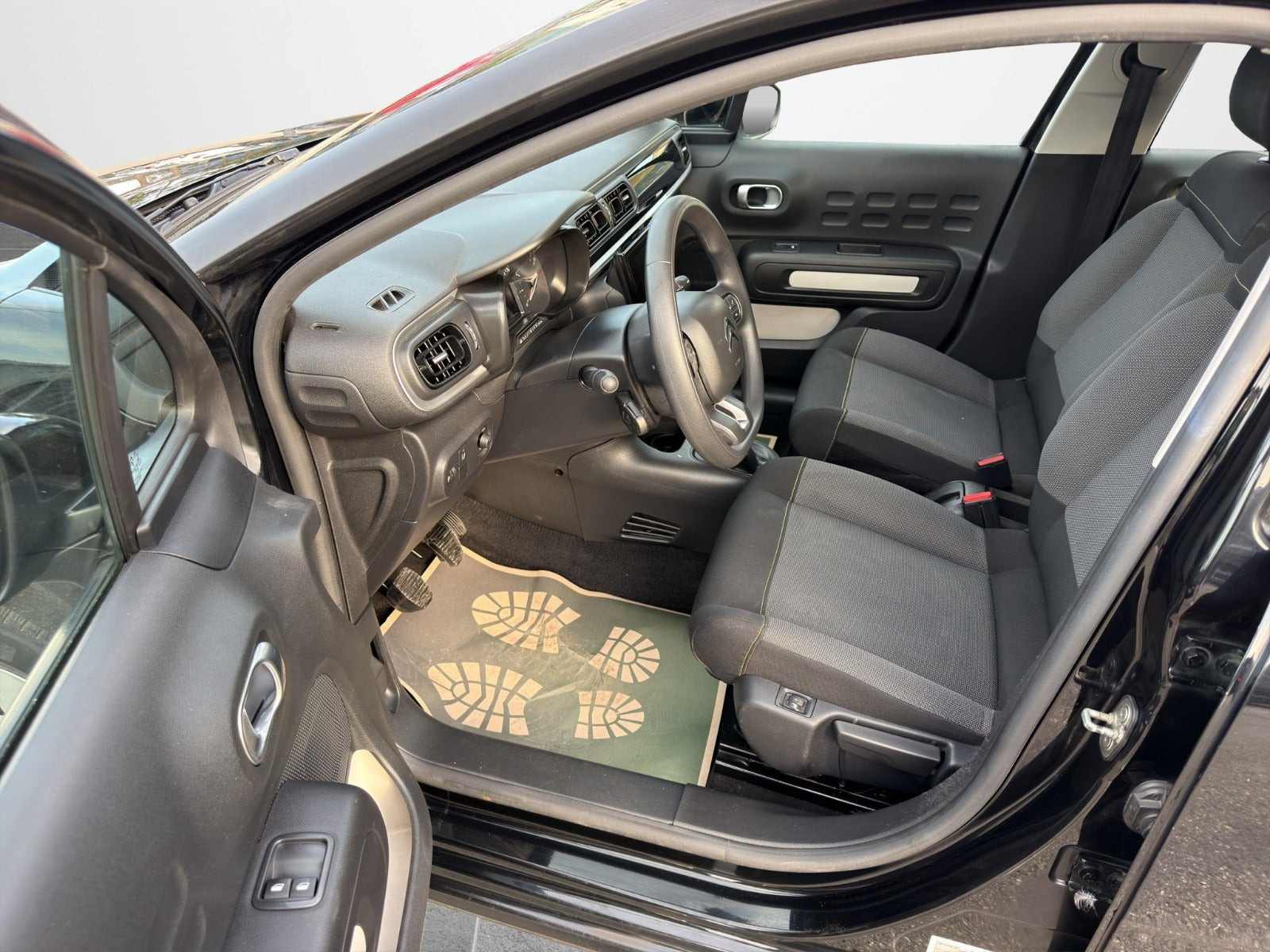 Sort Citroën C3 fra 2019