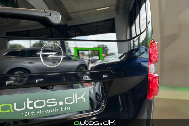 Sort Opel Zafira-e Life fra 2024