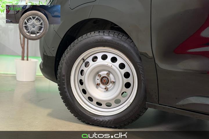 Sort Opel Zafira-e Life fra 2024