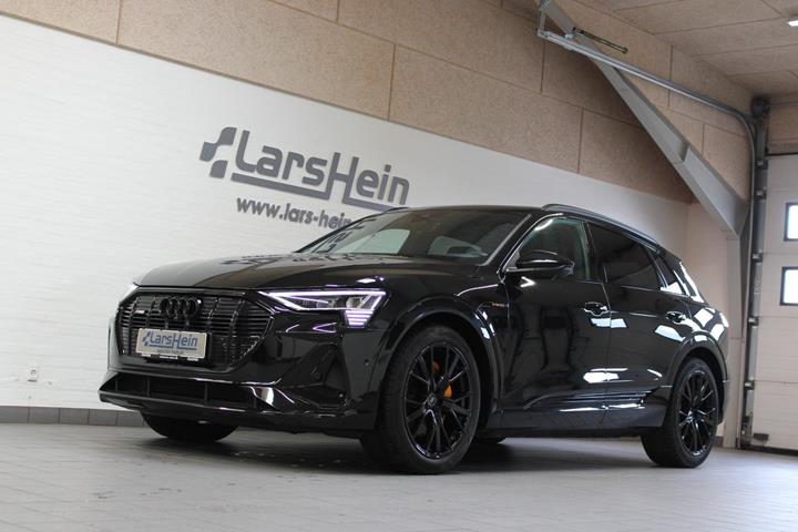 Sort Audi e-tron fra 2023