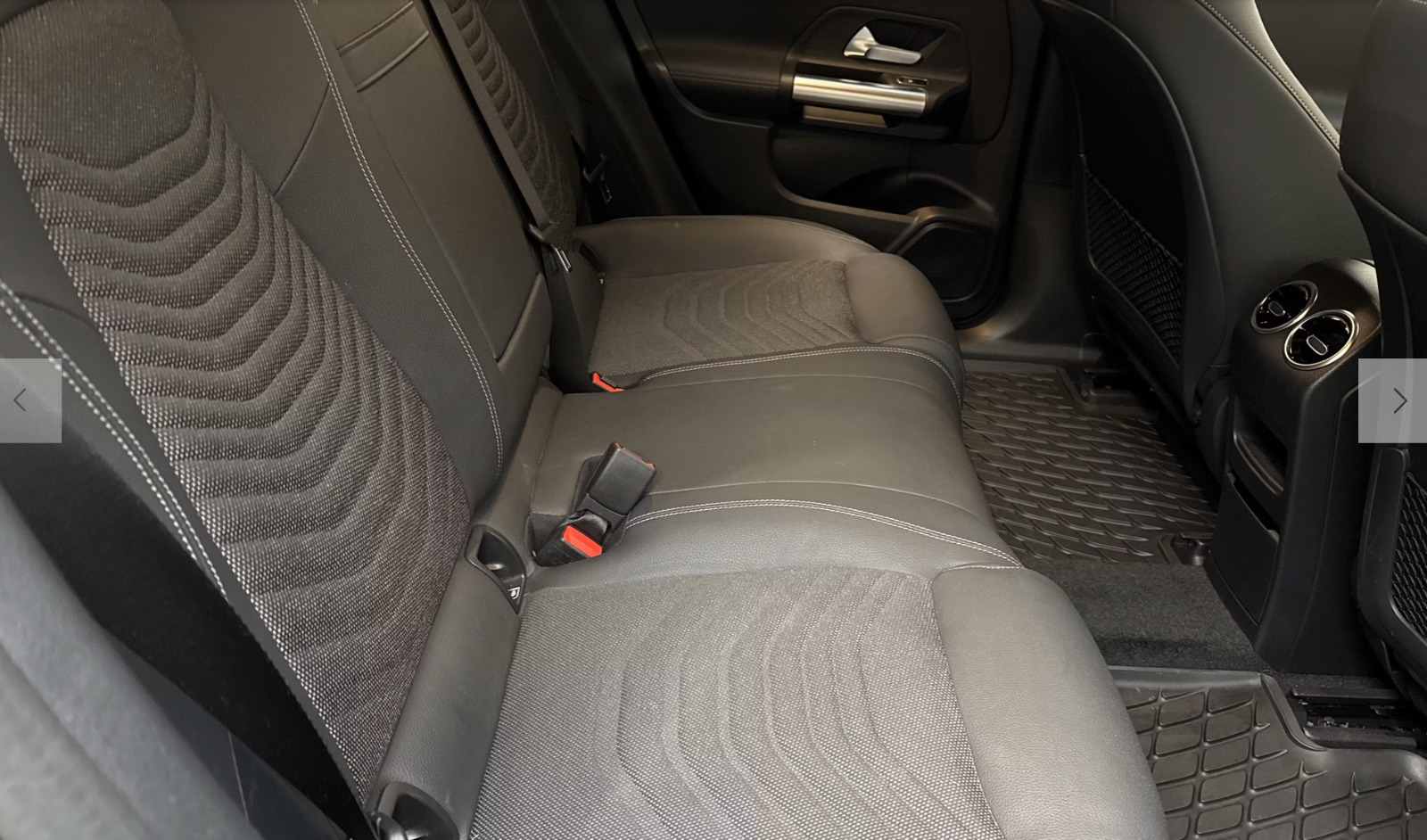 Sort Mercedes EQA250+ fra 2024