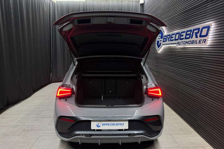 Grå Cupra Born fra 2024
