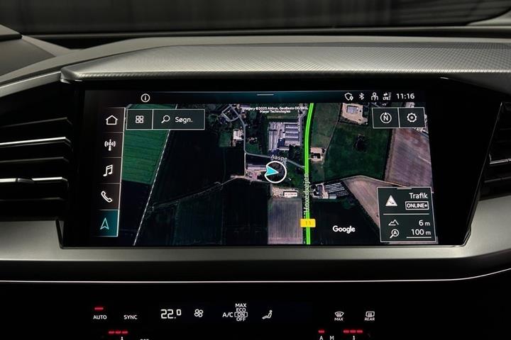 Grå Audi Q4 e-tron fra 2024