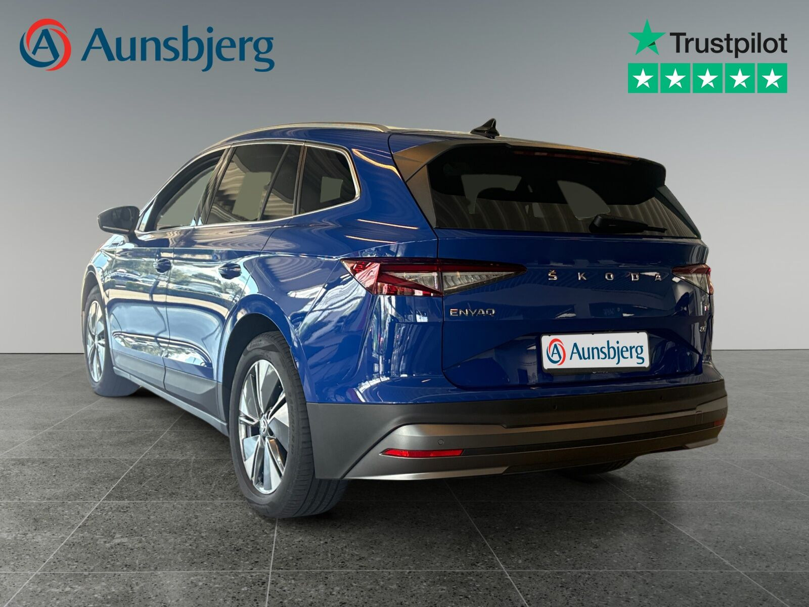 Blå Skoda Enyaq fra 2023