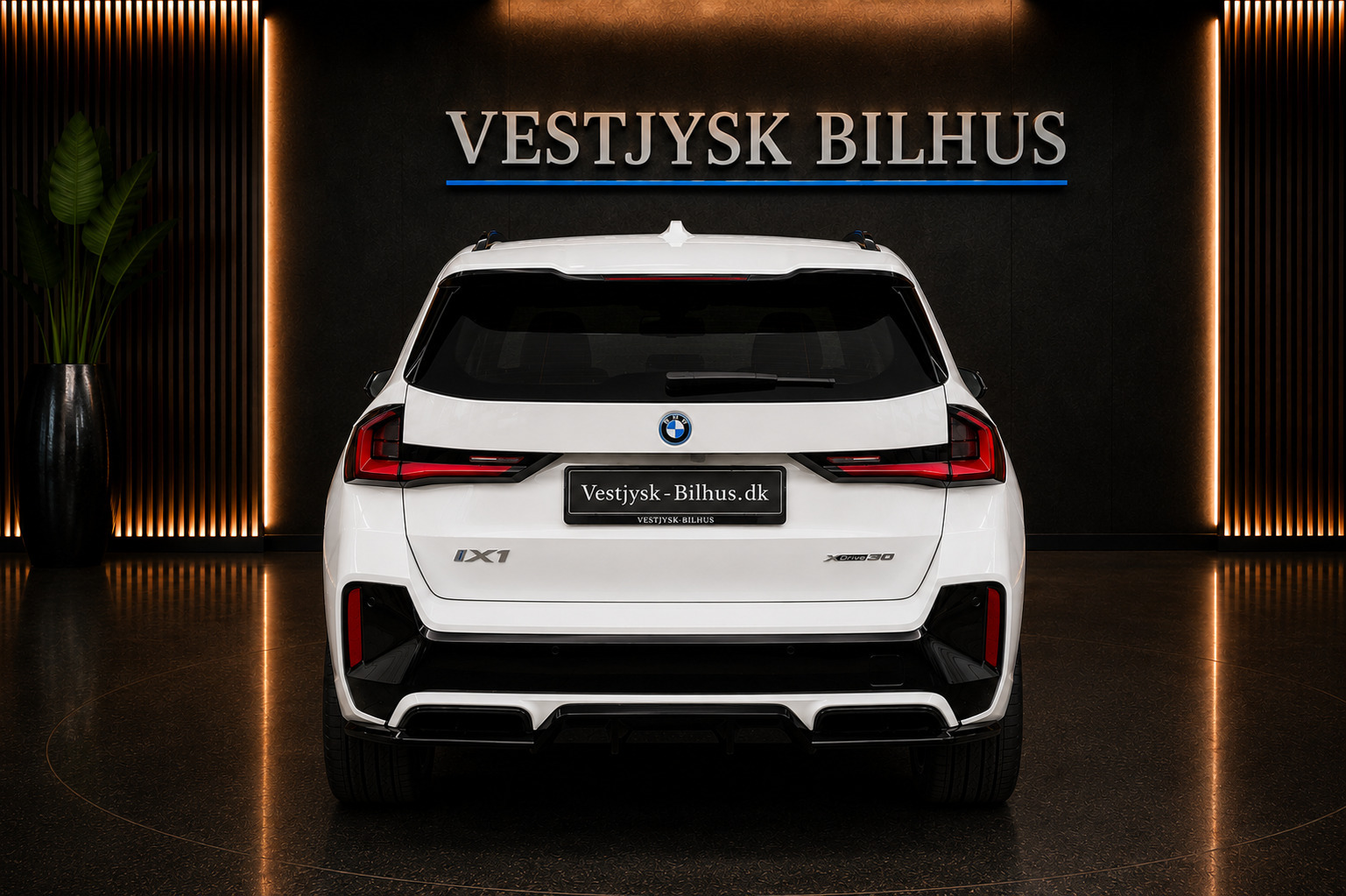 Hvid BMW iX1 fra 2023