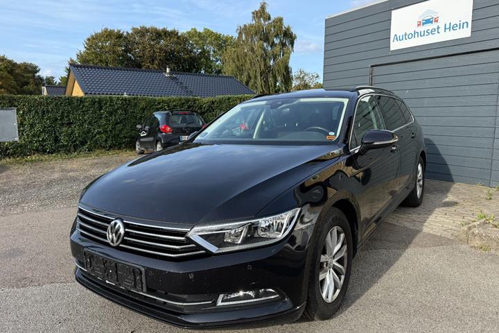 Sort VW Passat fra 2018