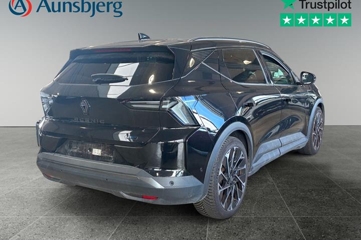 Sort Renault Scenic E-Tech fra 2024