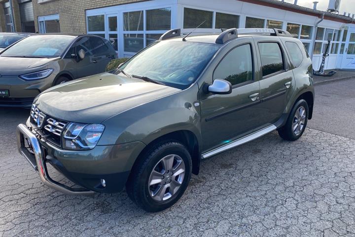 Grøn Dacia Duster fra 2014