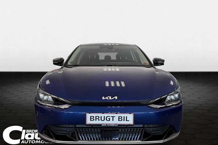 Blå Kia EV6 fra 2022