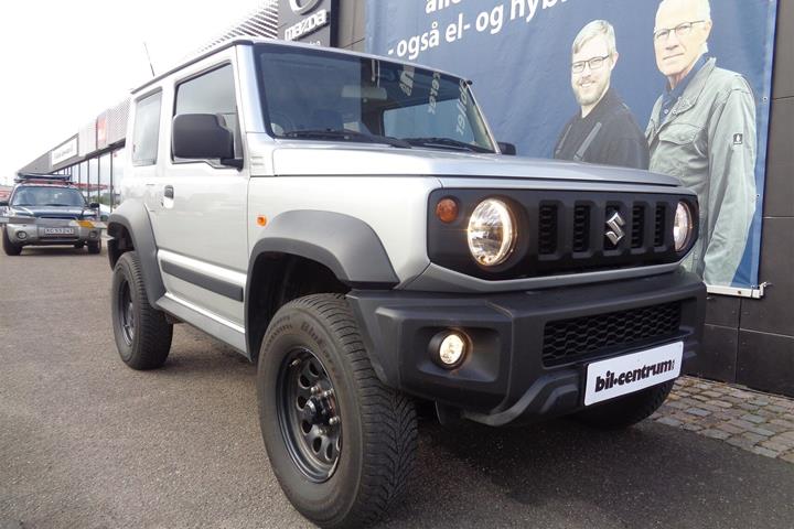 Grå Suzuki Jimny fra 2019
