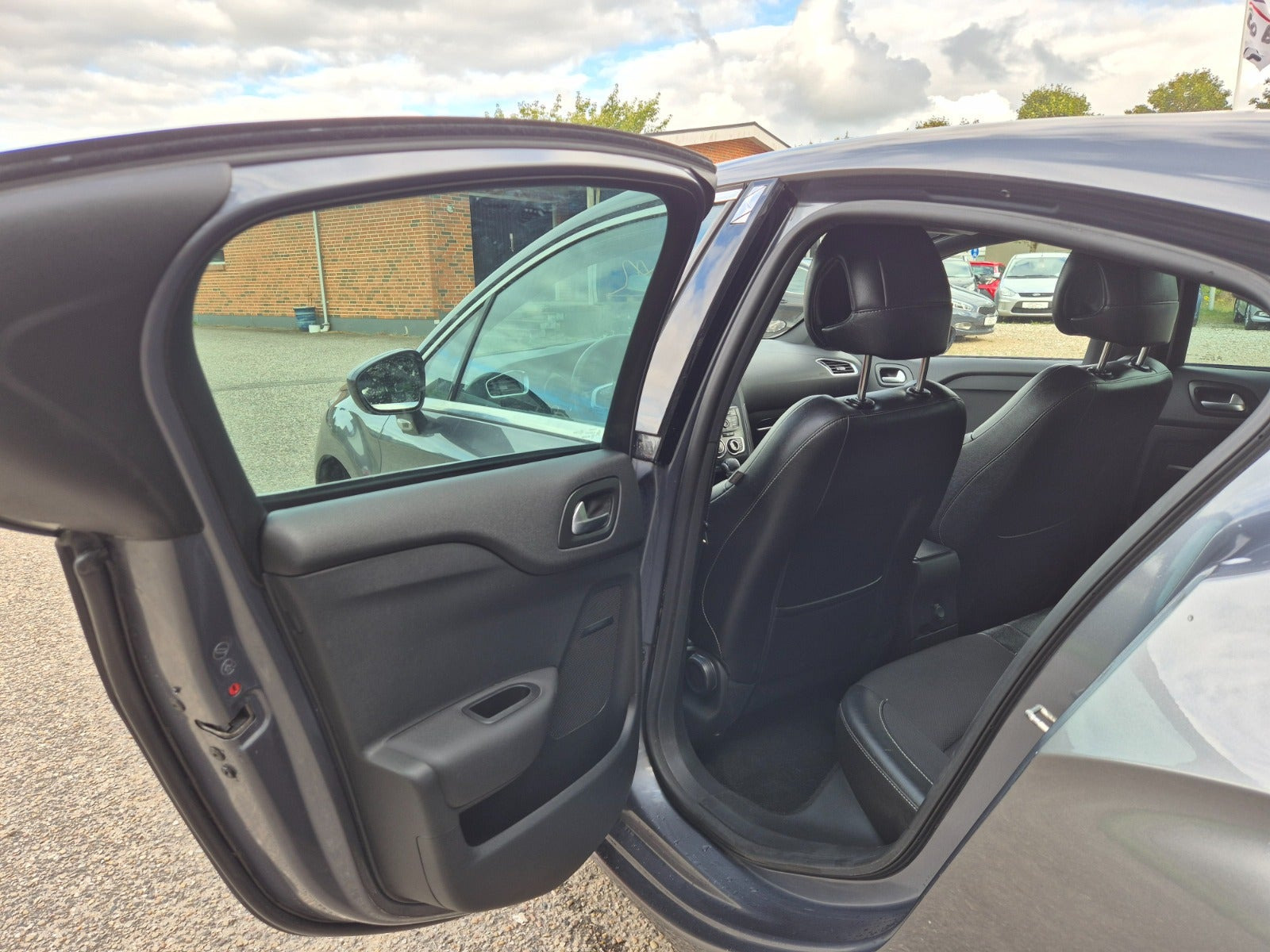 Grøn Citroën DS4 fra 2012
