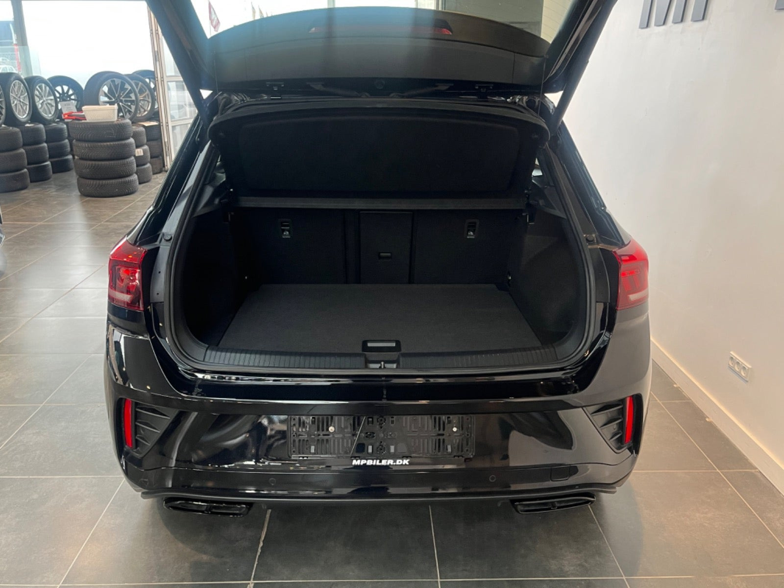 Sort VW T-Roc fra 2024
