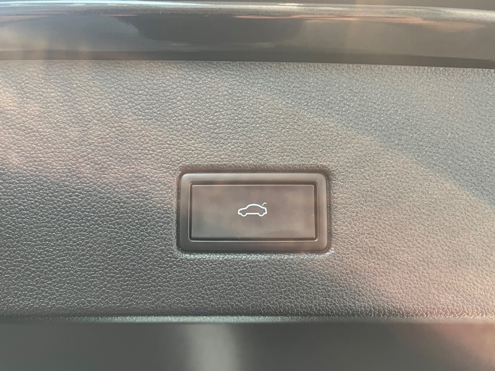 Sort VW T-Roc fra 2024