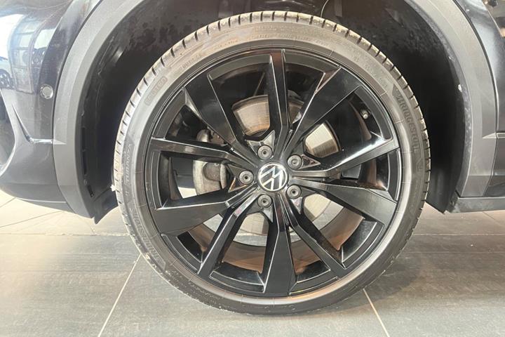 Sort VW T-Roc fra 2024