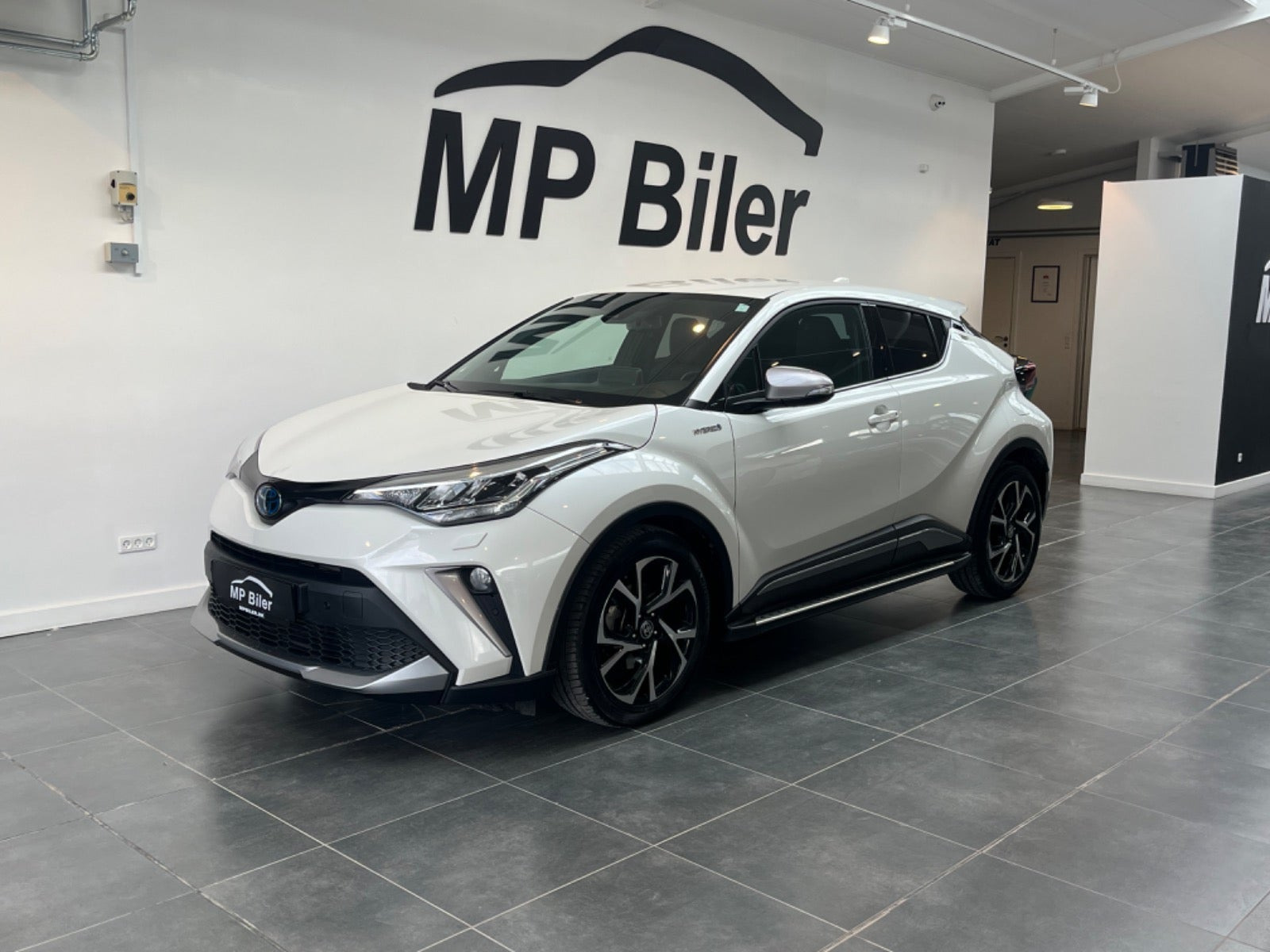 Toyota C-HR 1,8 Hybrid C-LUB Smart CVT