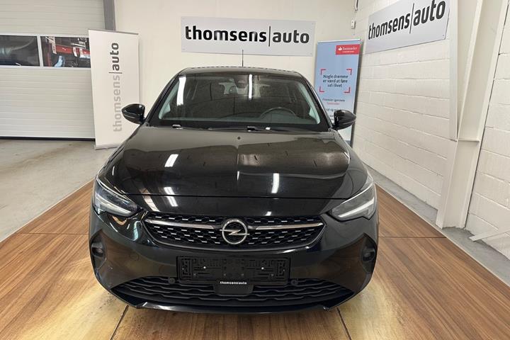 Sort Opel Corsa fra 2020