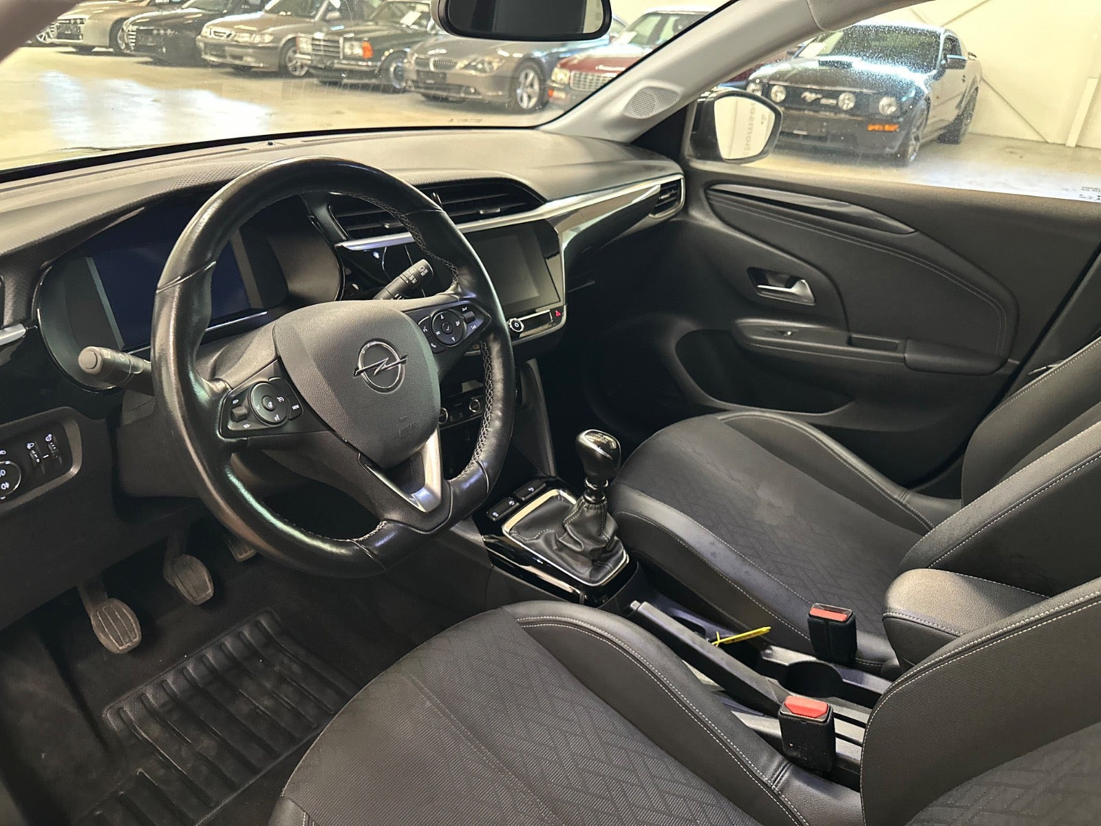 Sort Opel Corsa fra 2020