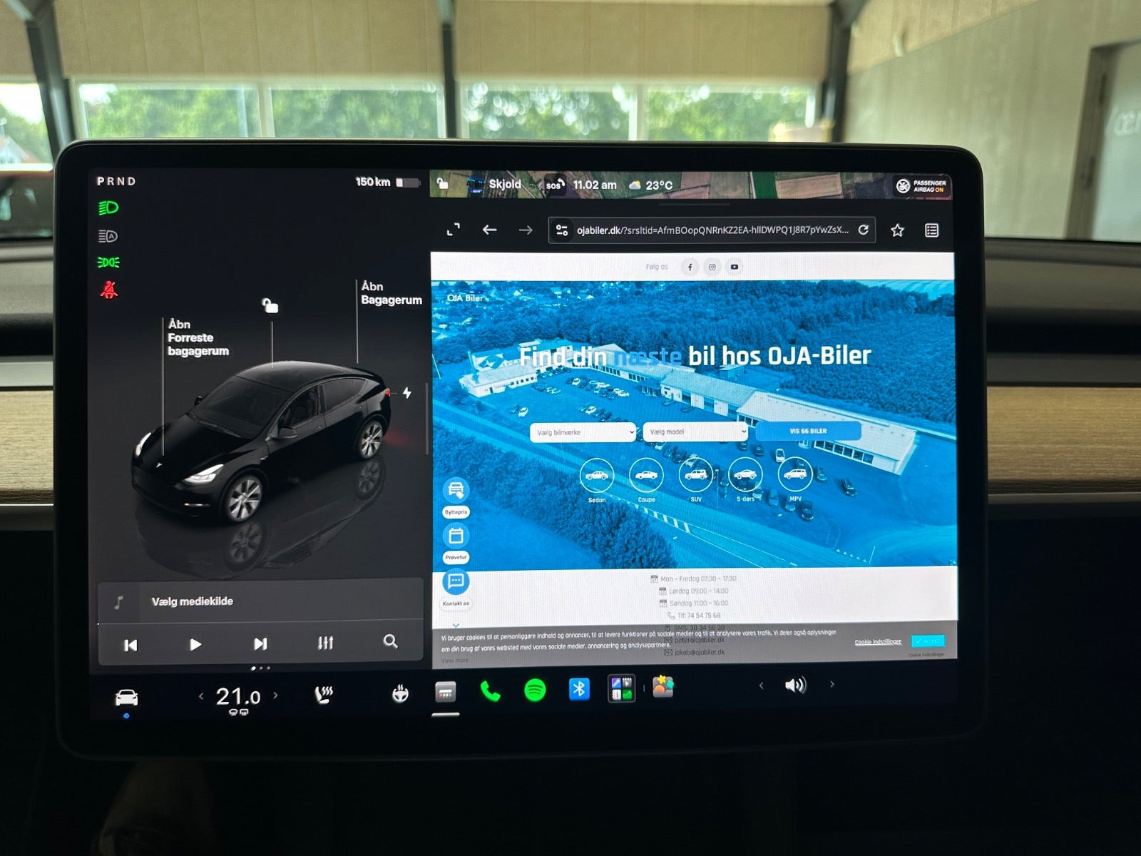 Sort Tesla Model Y fra 2022