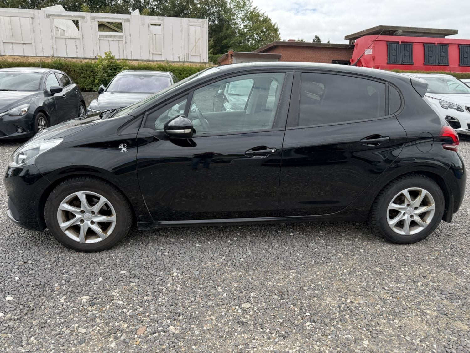 undefined Peugeot 208 fra 2016