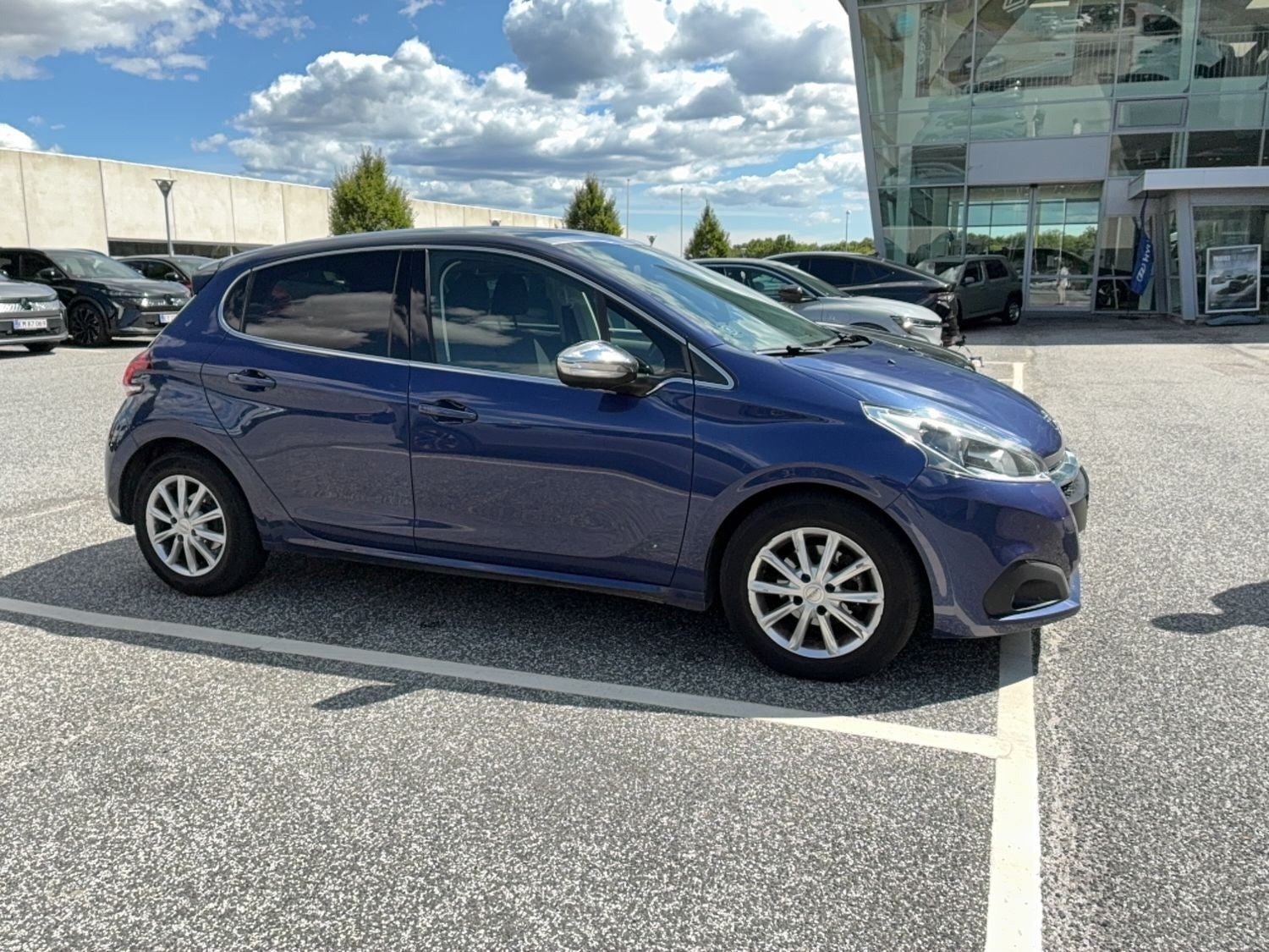 Peugeot 208 1,6 BlueHDi 100 Allure Sky