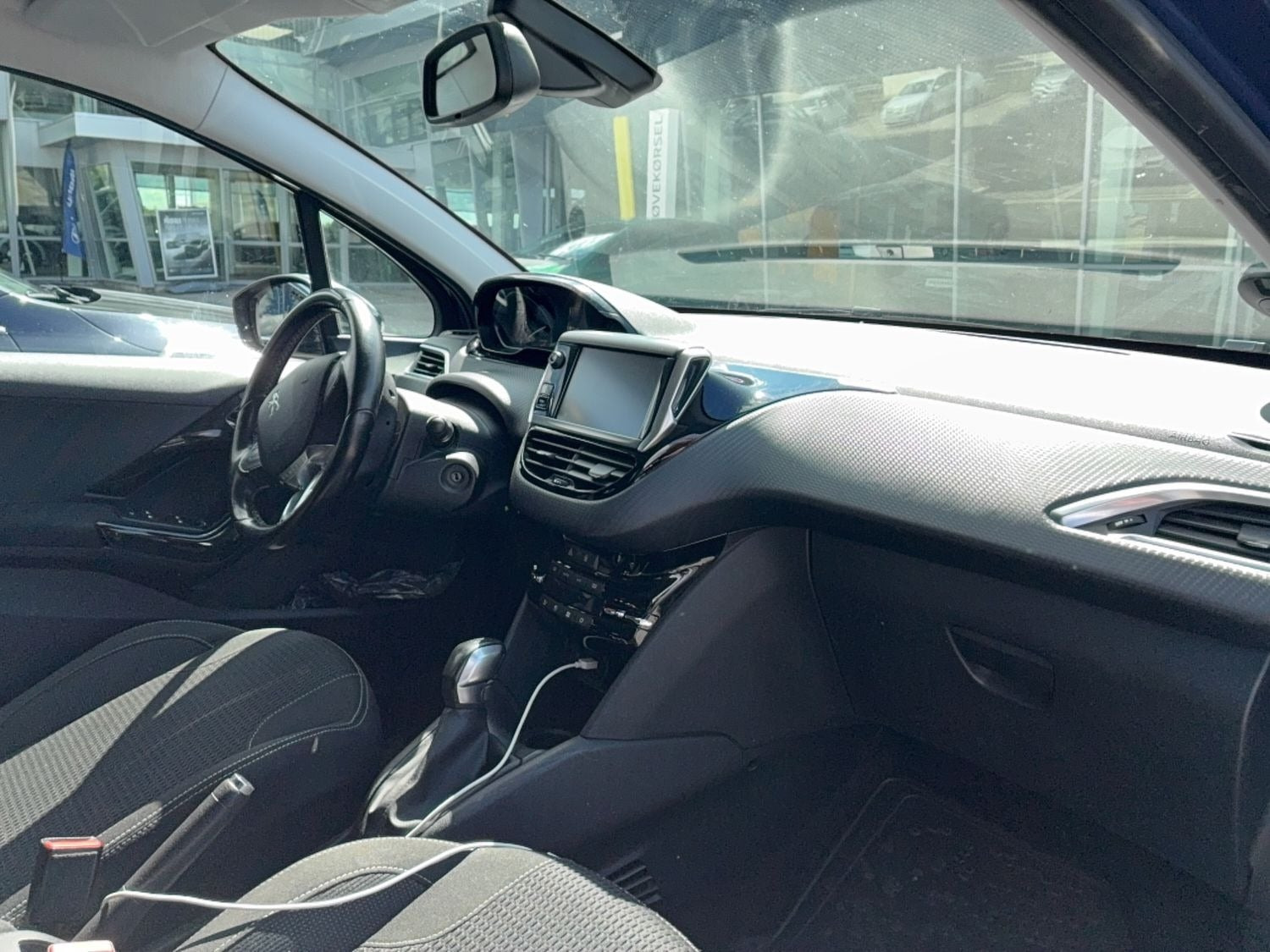 undefined Peugeot 208 fra 2017