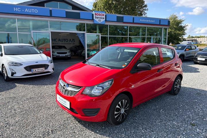 Rød Opel Karl fra 2017
