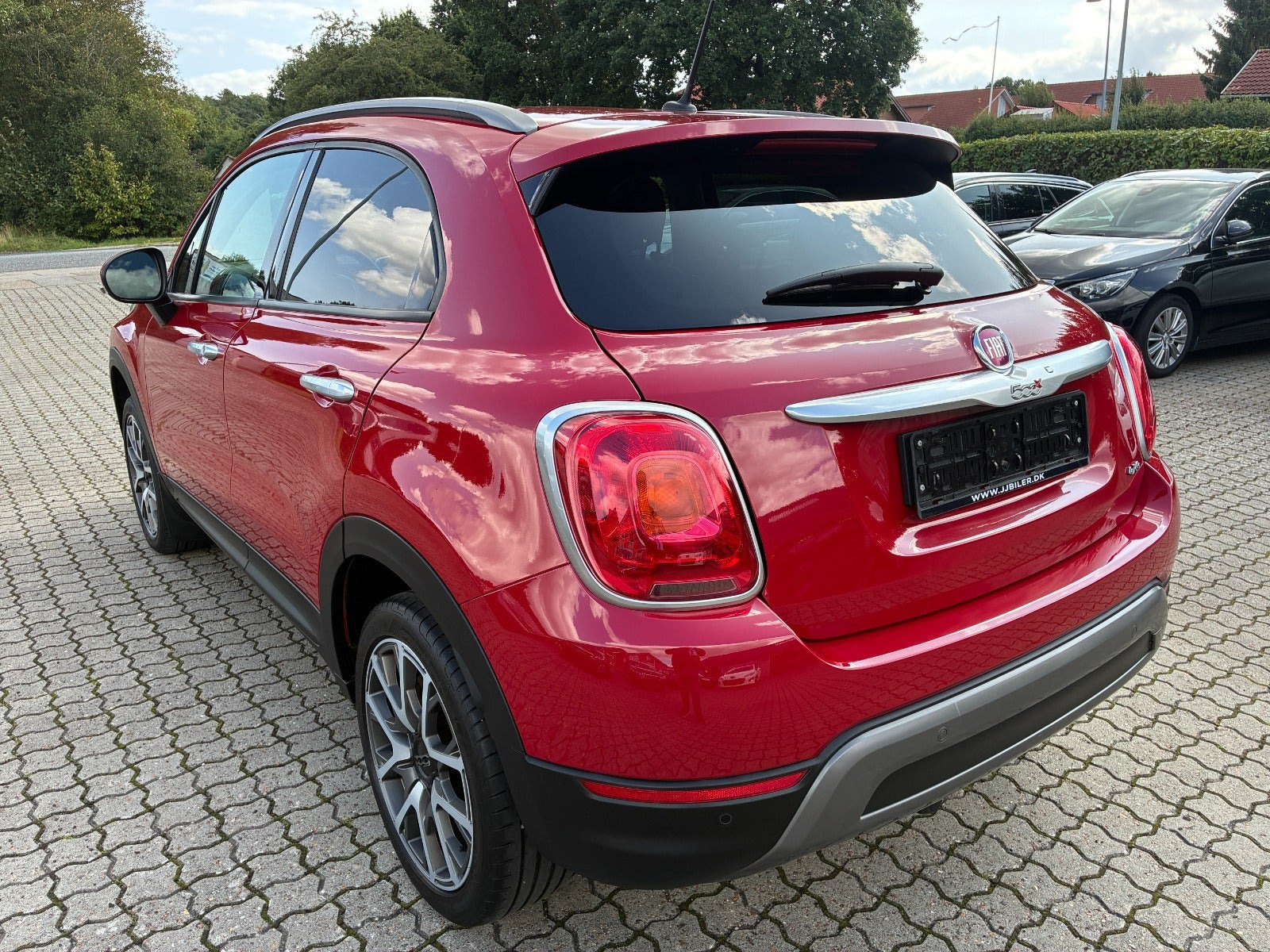 Rød Fiat 500X fra 2015