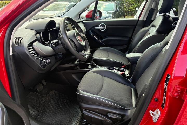 Rød Fiat 500X fra 2015