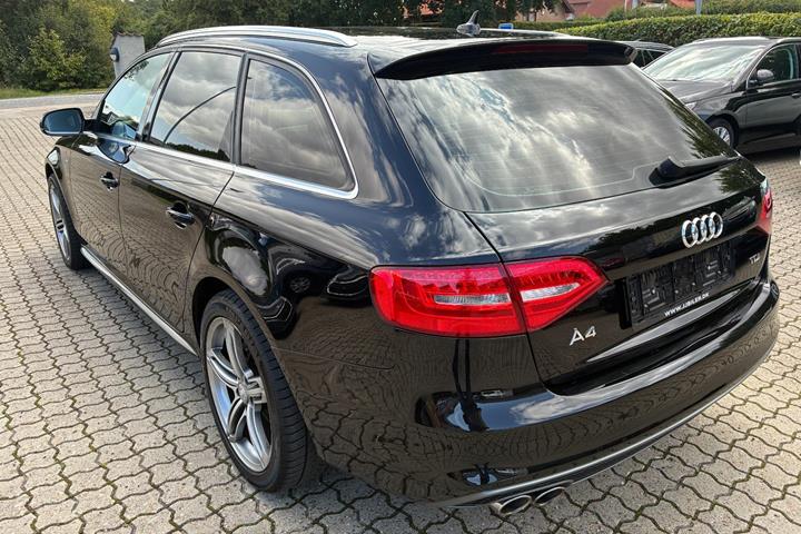 Sort Audi A4 fra 2014