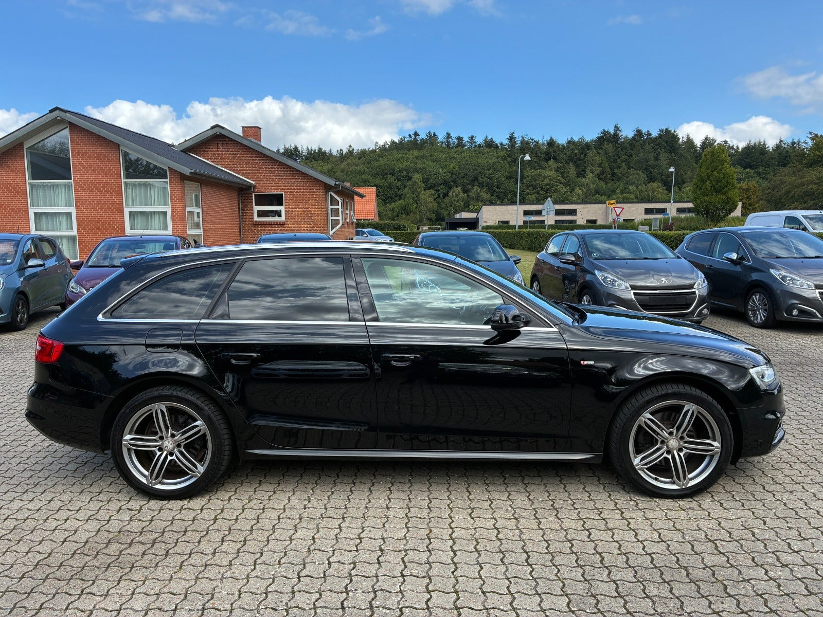 Sort Audi A4 fra 2014