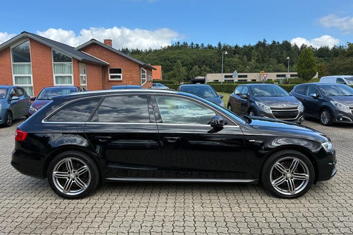 Sort Audi A4 fra 2014
