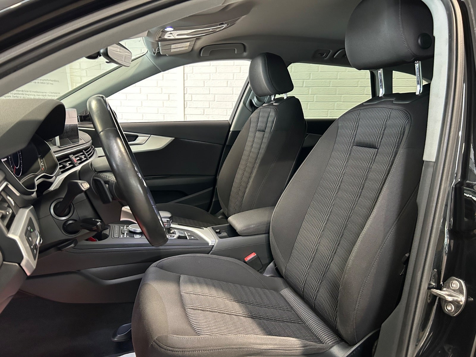 Sort Audi A4 fra 2017