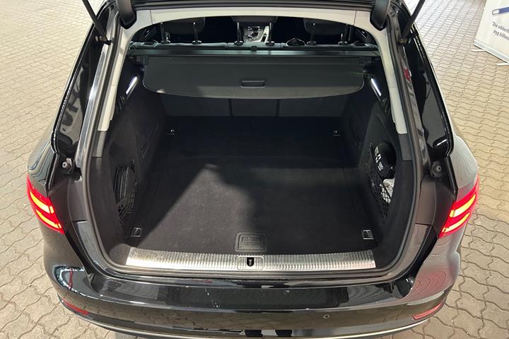 Sort Audi A4 fra 2017