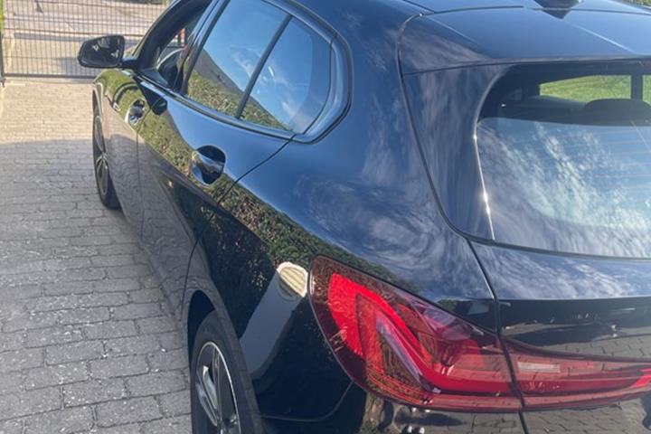undefined BMW 118i fra 2020