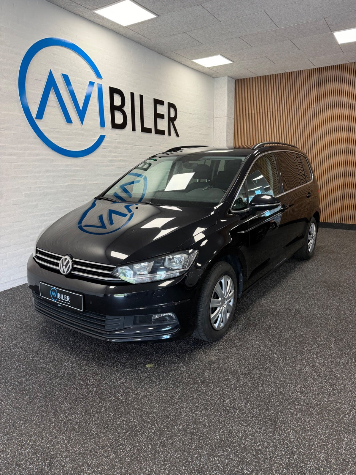 VW Touran 1,6 TDi 115 Comfortline DSG 7prs