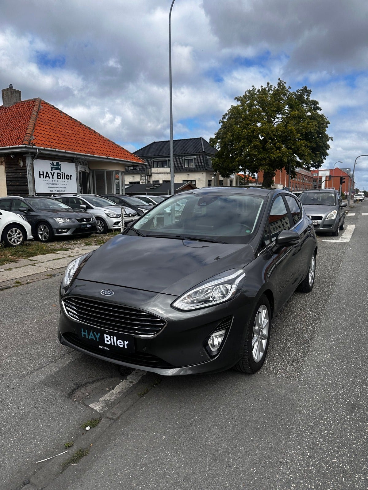 Grå Ford Fiesta fra 2018