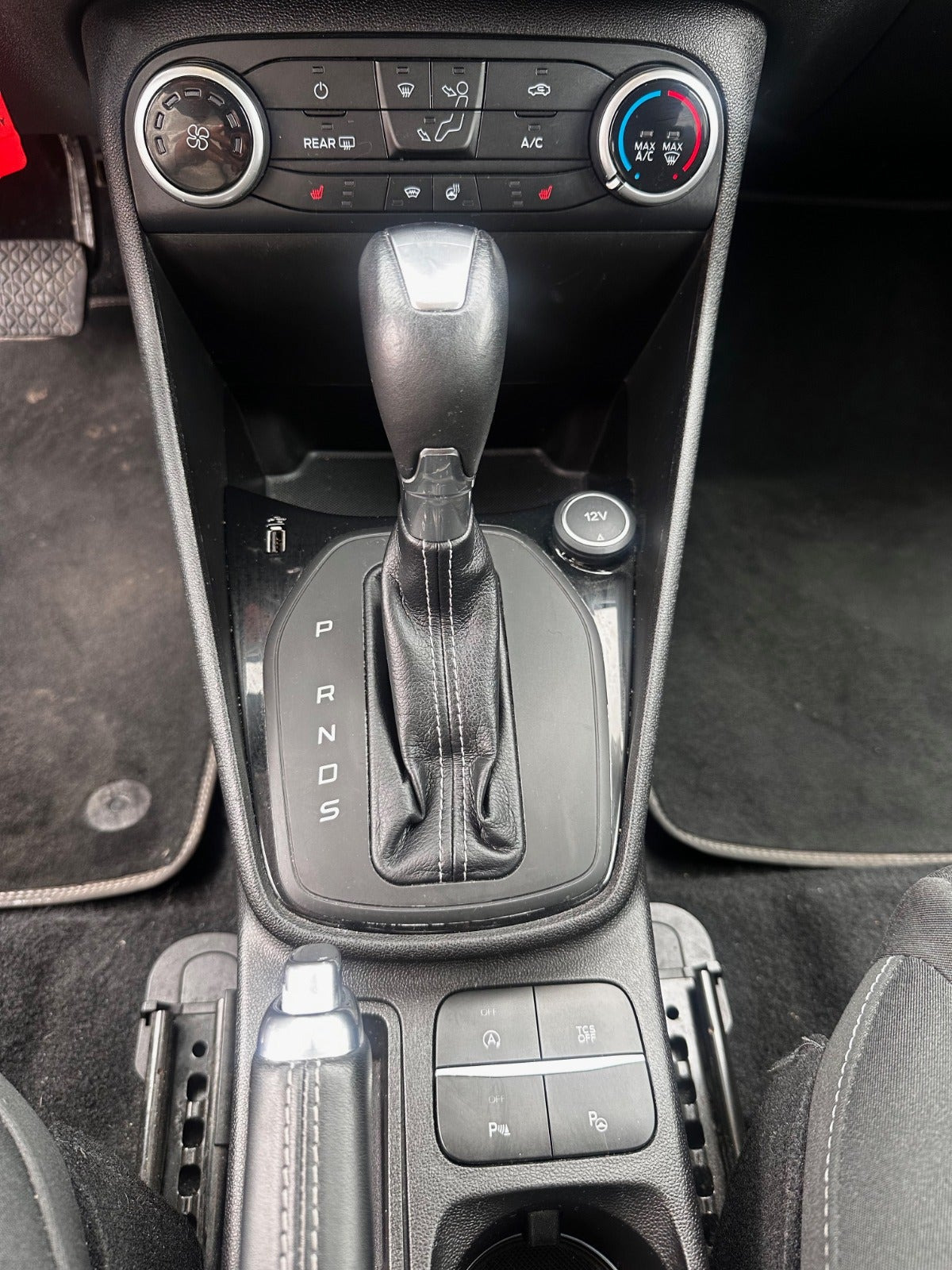 Grå Ford Fiesta fra 2018