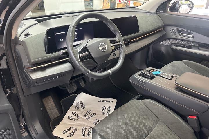 Sort Nissan Ariya fra 2022