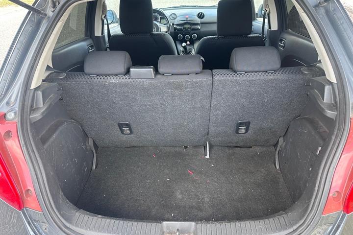 undefined Mazda 2 fra 2011