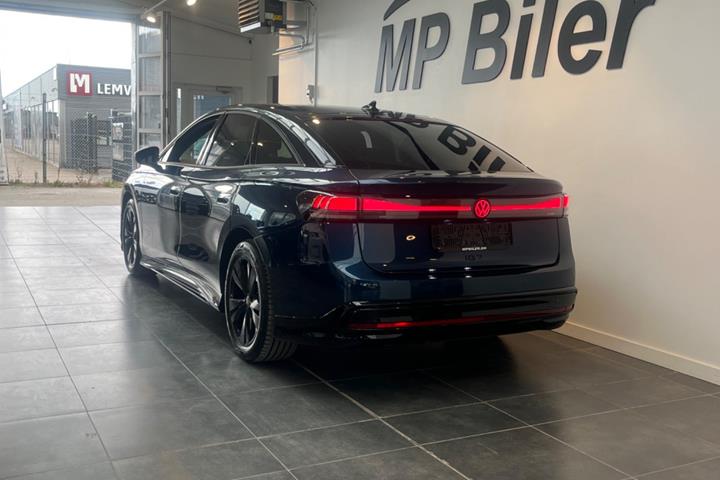 Blå VW ID.7 fra 2026