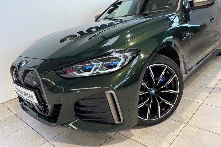 Grøn BMW i4 fra 2024