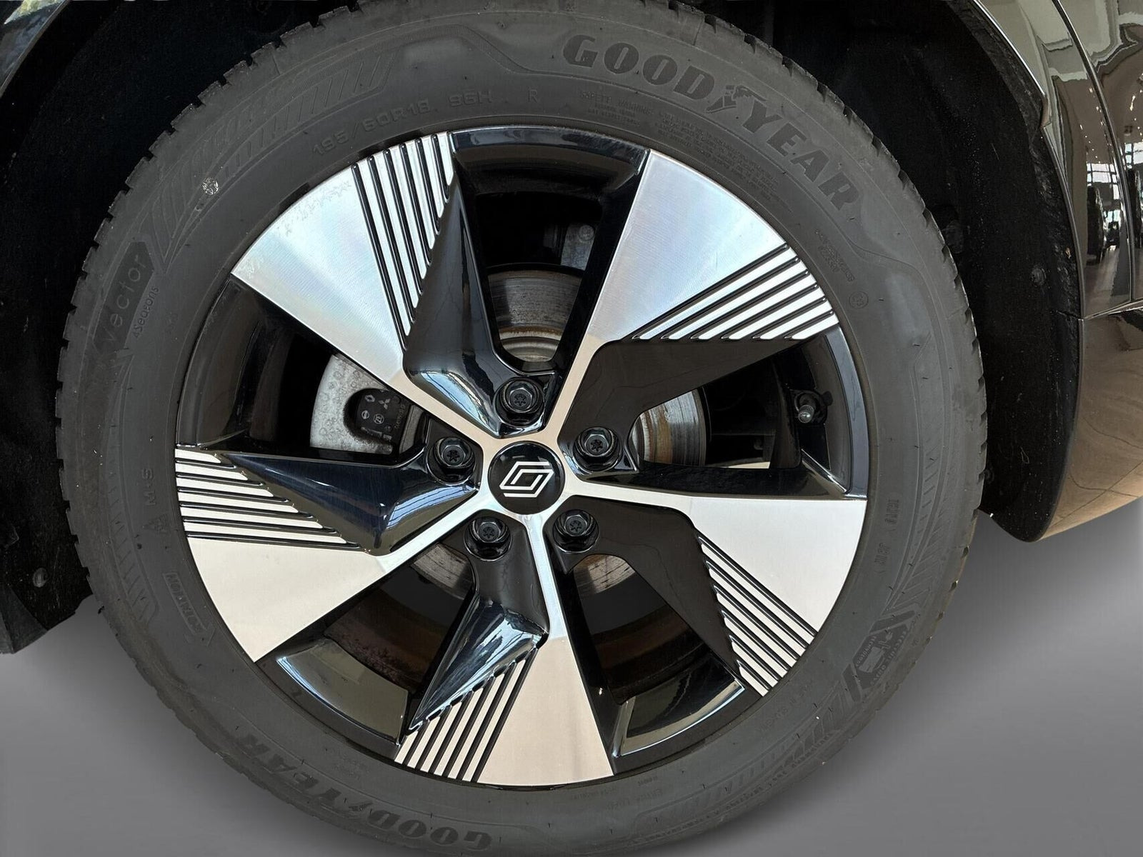 Sort Renault Megane E-Tech fra 2025
