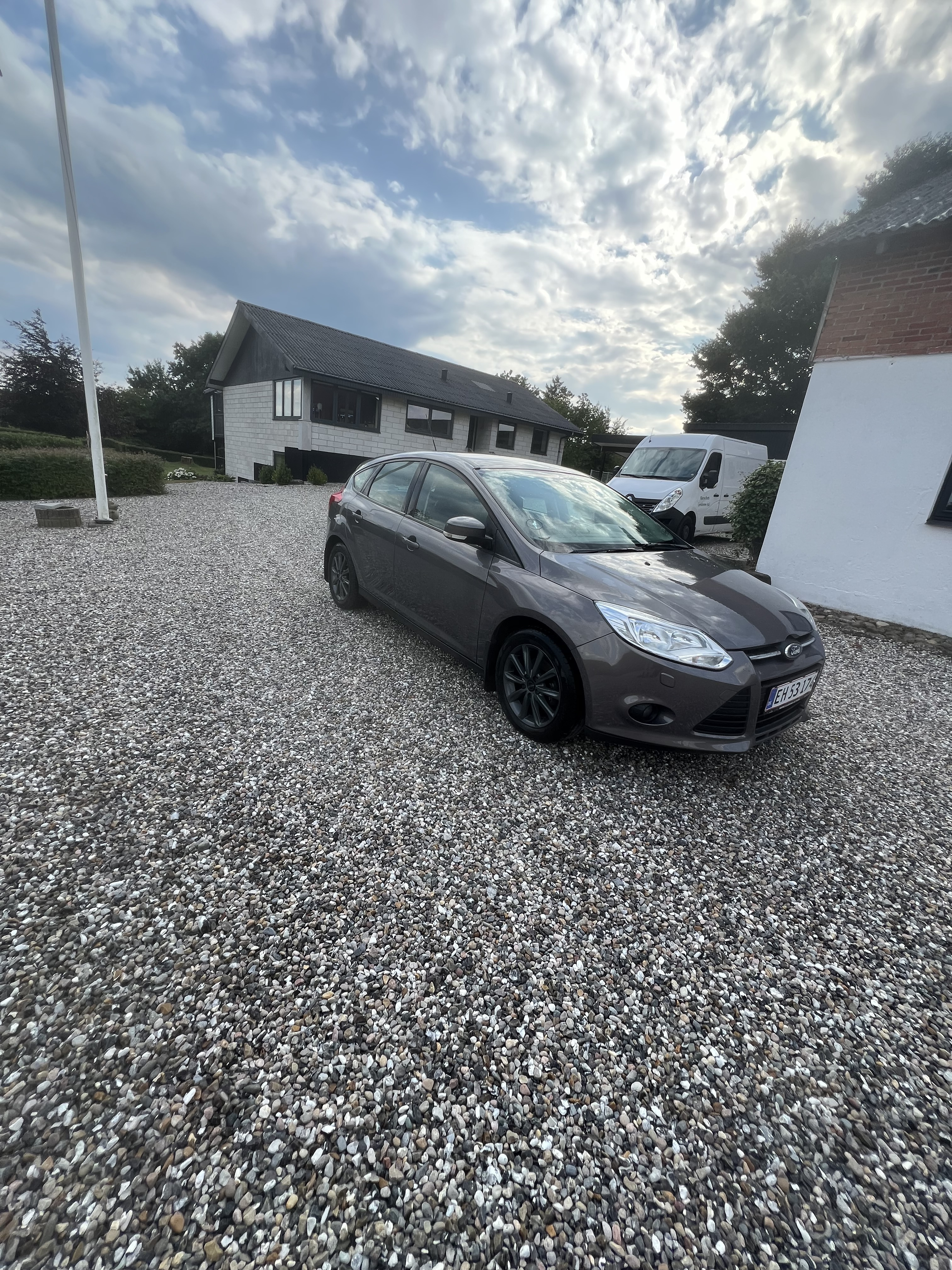Grå Ford Focus fra 2016