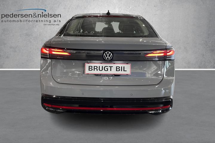 Grå VW ID.7 fra 2024