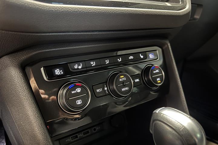 Sort VW Tiguan fra 2020