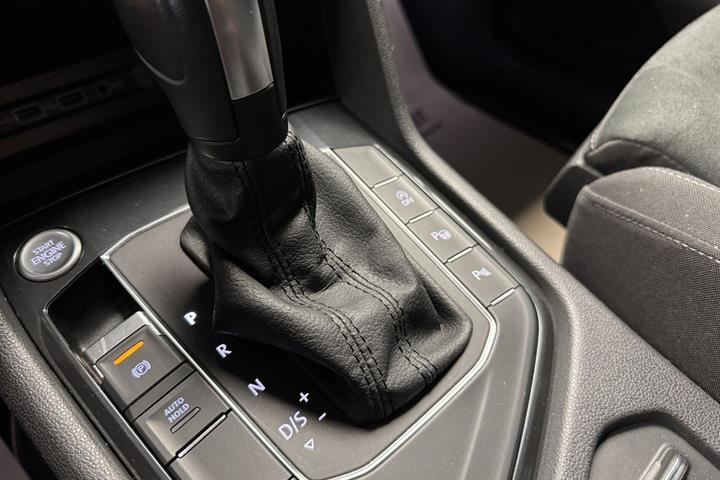 Sort VW Tiguan fra 2020