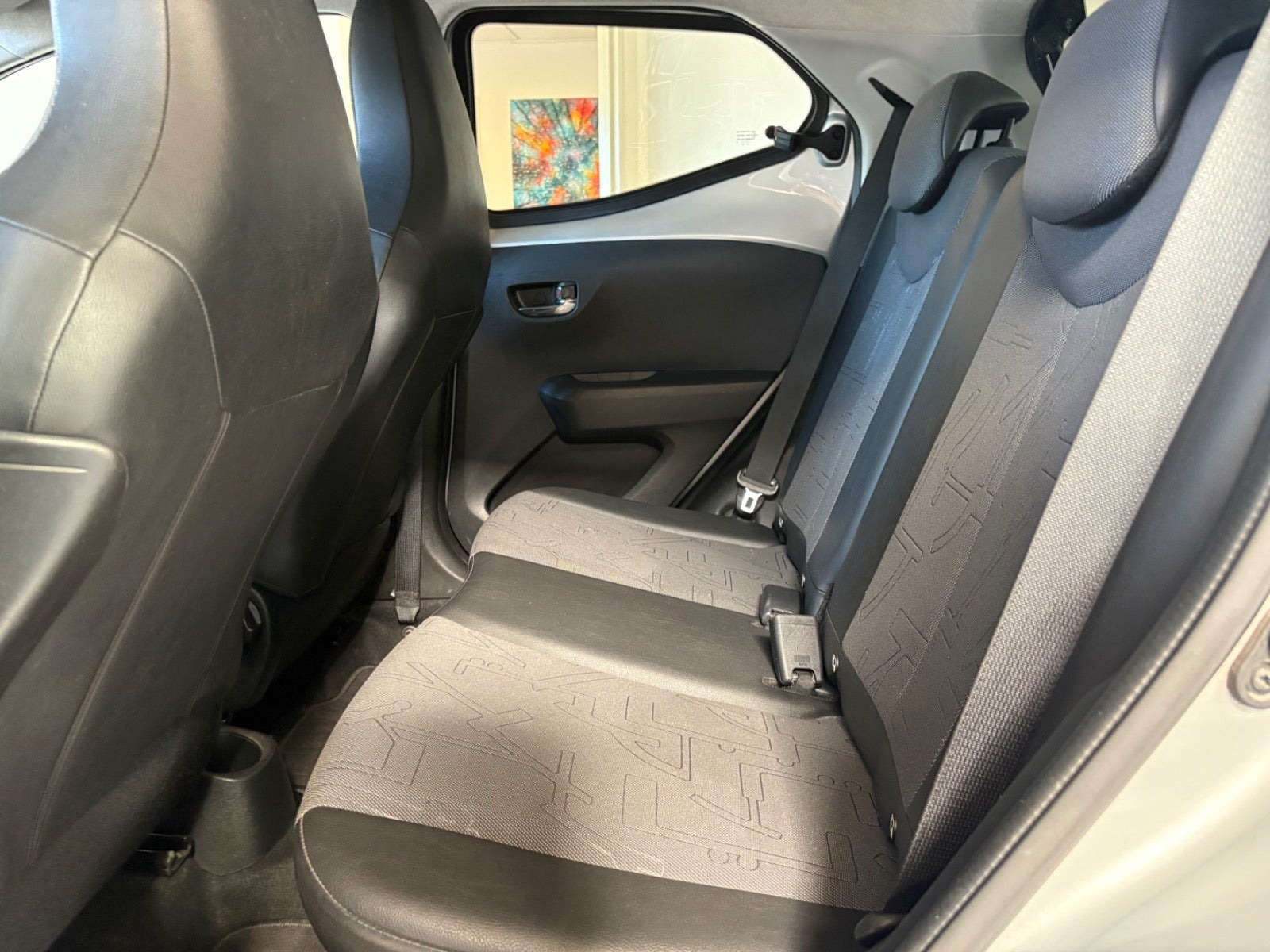 Sølv Toyota Aygo fra 2019