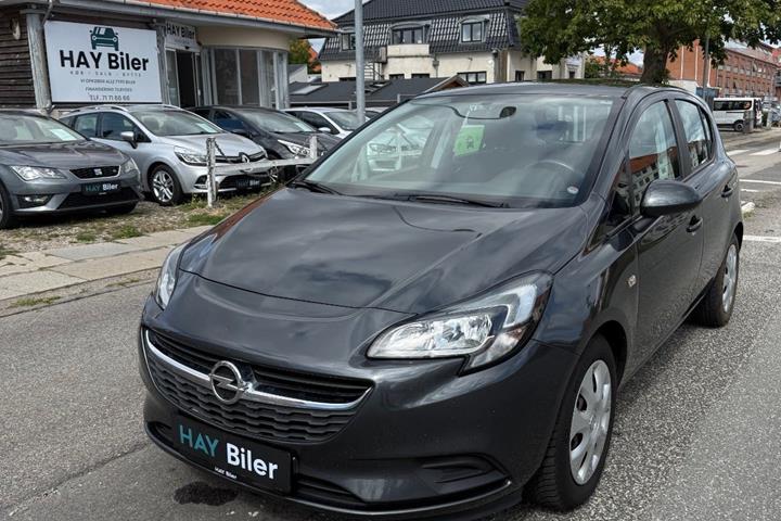 Grå Opel Corsa fra 2017